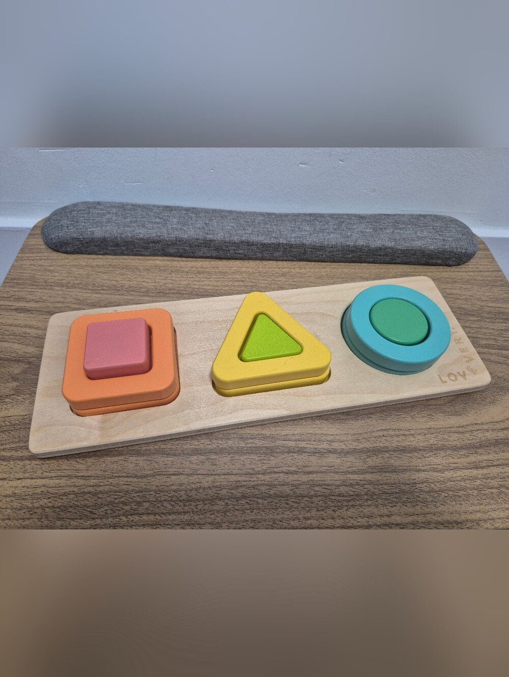 Lovevery Geo Shapes Puzzle With Replacement/Extra Shapes